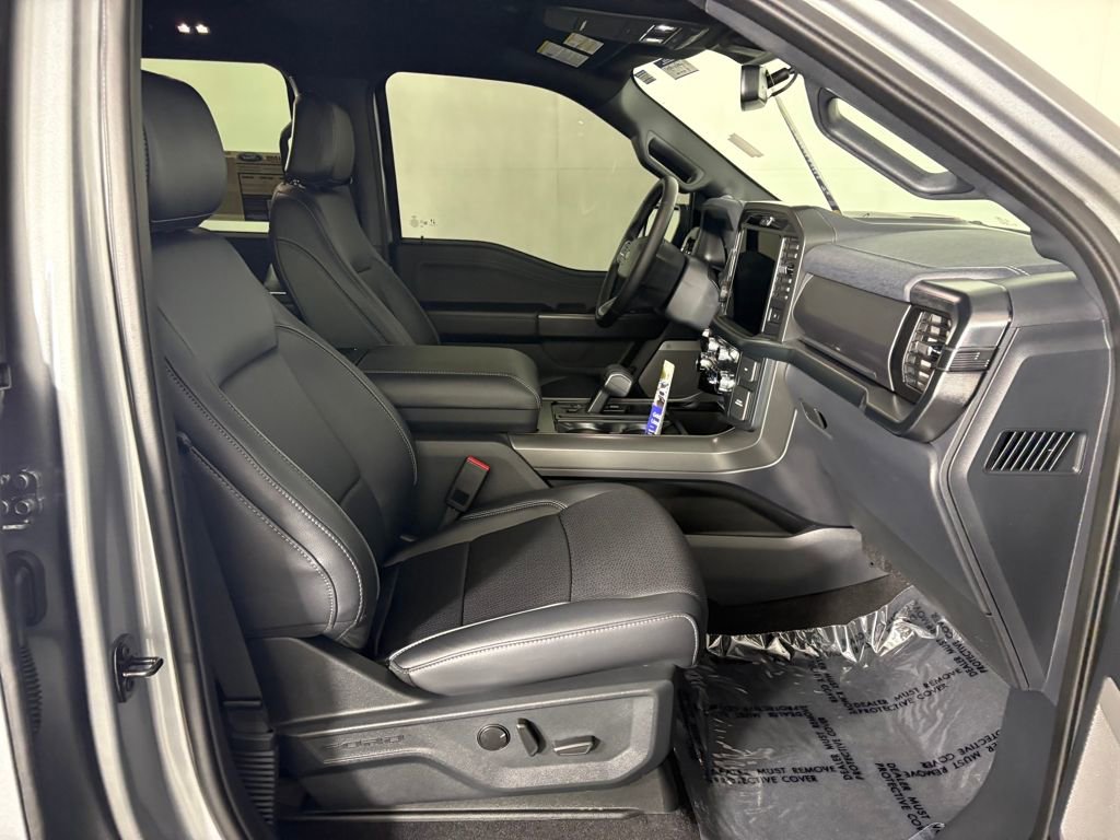 Certified 2025 Ford F150 Lariat w/ Equipment Group 501A Mid image 36