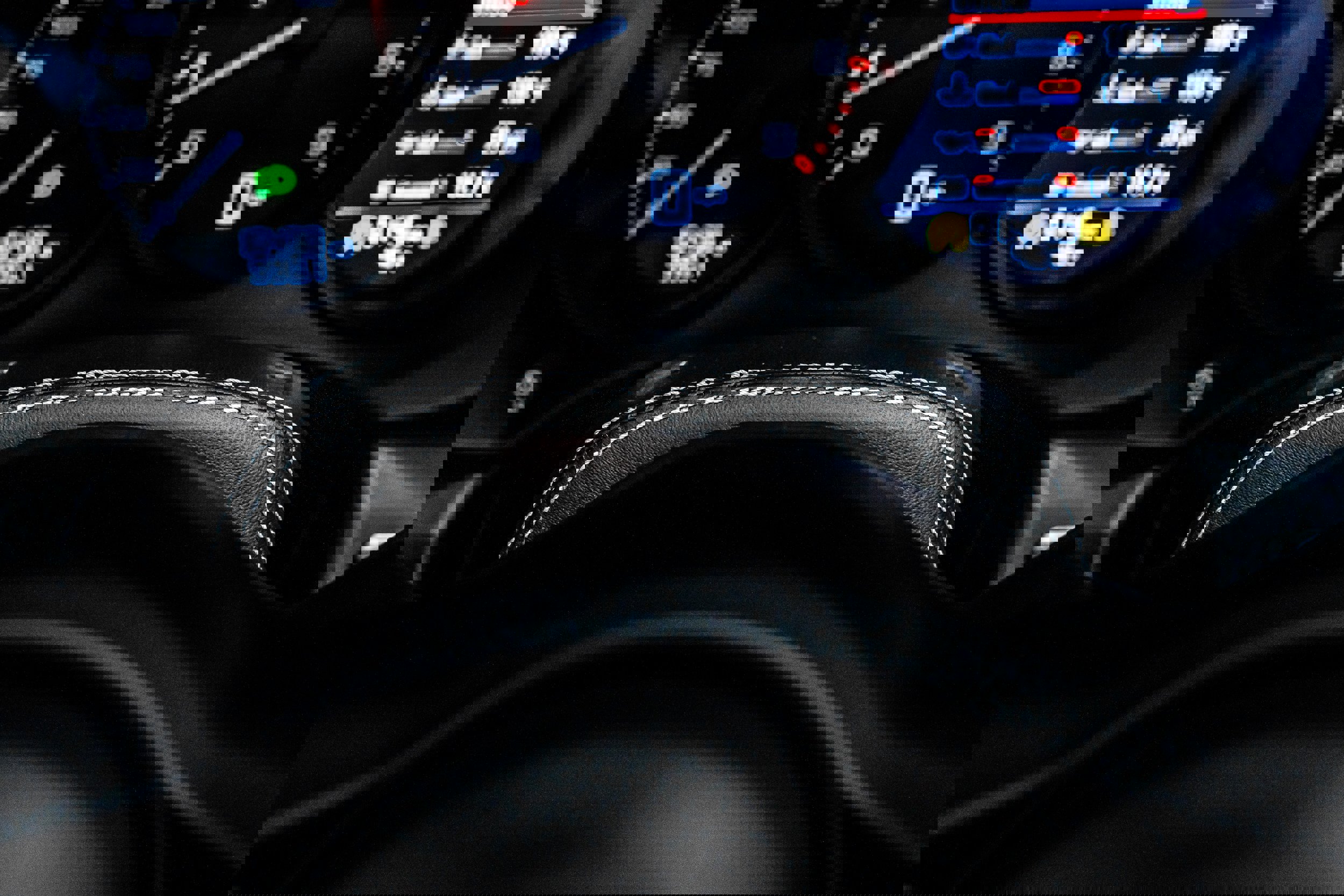 Used 2020 Porsche 718 Boxster Spyder RWD image 24