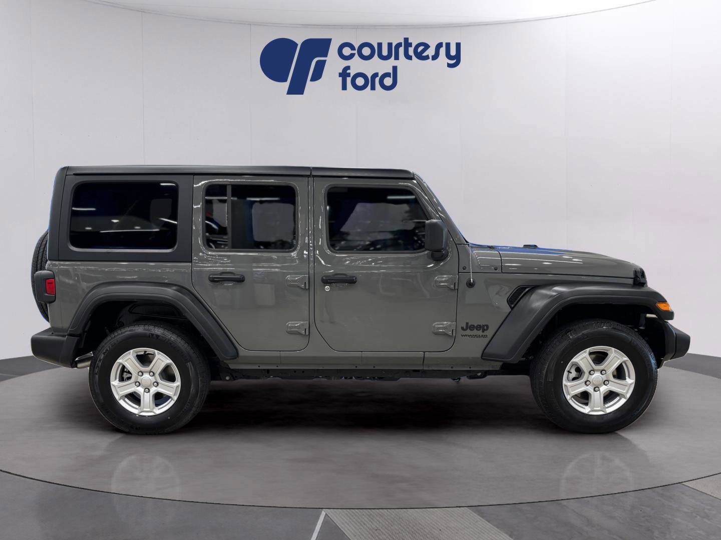 Used 2022 Jeep Wrangler Unlimited Sport AWD/4WD image 8
