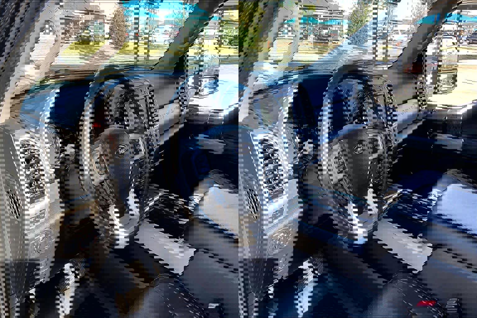 Used 2018 Ford F250 Lariat w/ Lariat Ultimate Package image 15