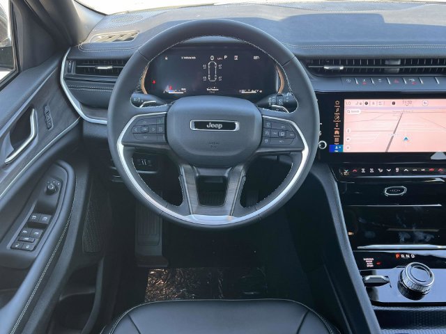 New 2027 Jeep Grand Cherokee L Limited AWD/4WD image 16
