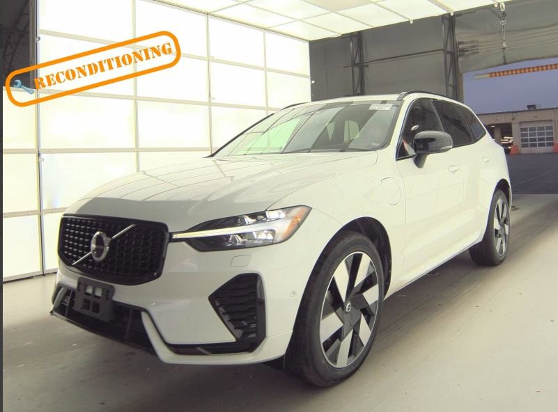 Used 2024 Volvo XC60 T8 Plus w/ Protection Package Premier