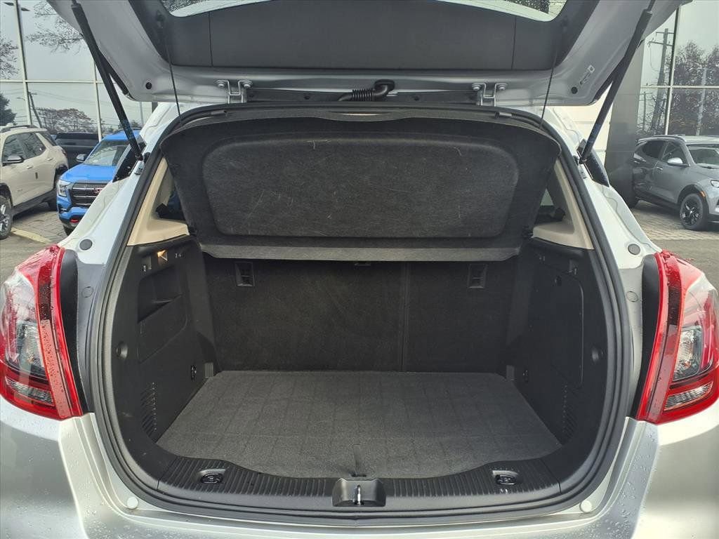 Used 2018 Buick Encore Preferred image 10