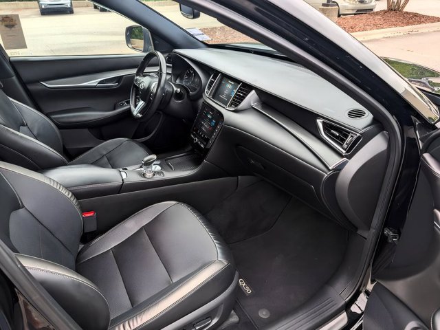 Certified 2022 INFINITI QX50 Luxe w/ Appearance Package AWD/4WD image 24