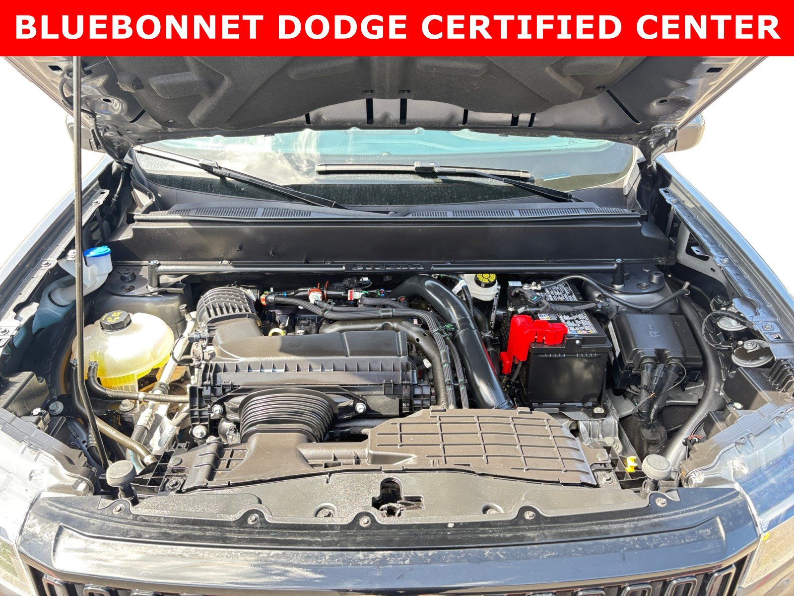 Used 2025 Ford Maverick Lobo AWD/4WD image 23