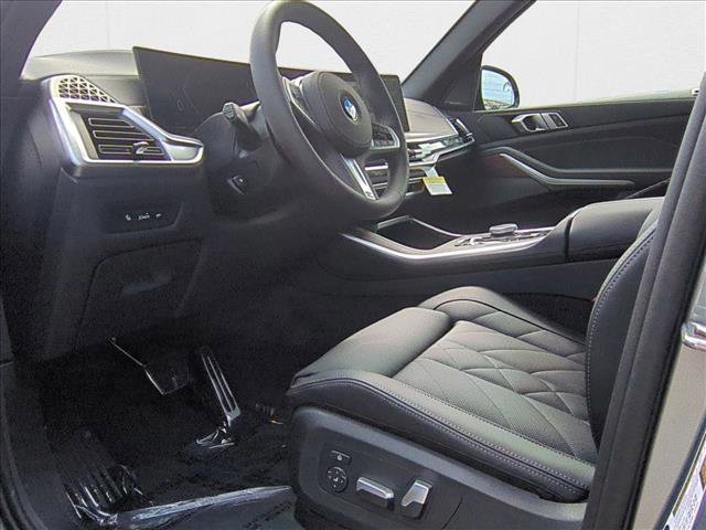 Used 2026 BMW X5 xDrive40i w/ M Sport Package image 10
