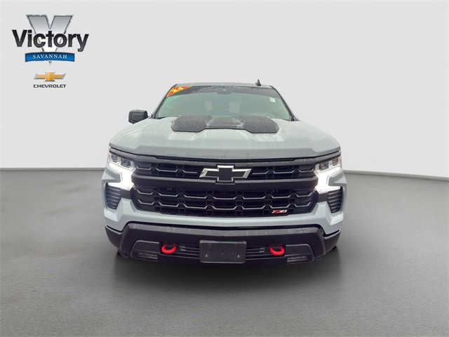 Used 2024 Chevrolet Silverado 1500 LT Trail Boss w/ Convenience Package II image 2