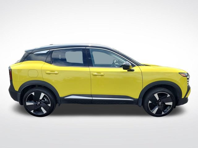 Used 2025 Nissan Kicks SR AWD/4WD image 6
