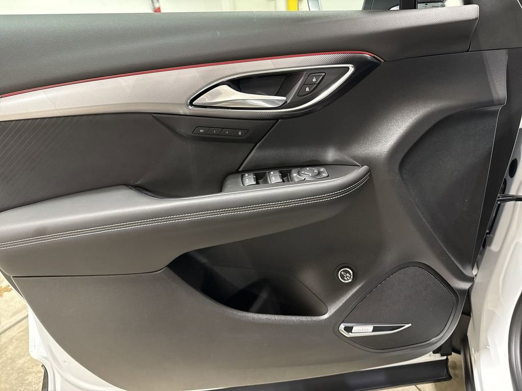 New 2026 Buick Envision Sport Touring image 22