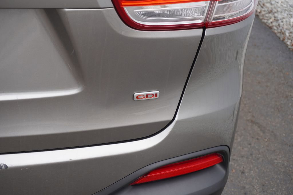 Used 2016 Kia Sorento L image 8