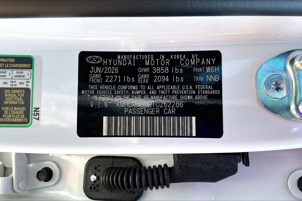 New 2026 Hyundai Elantra SEL Sport FWD image 32