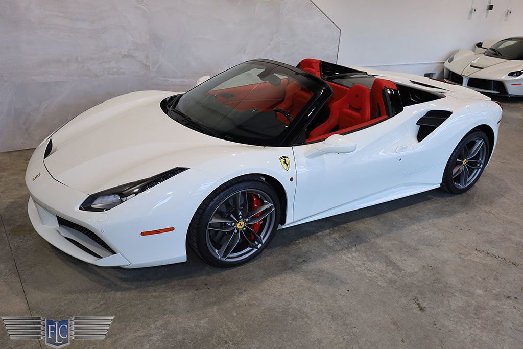Used 2019 Ferrari 488 Spider image 54