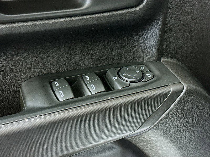 Used 2022 Chevrolet Silverado 1500 Custom image 18