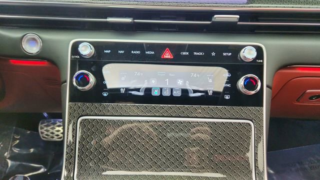 Used 2025 Genesis GV80 3.5T e-SC AWD/4WD image 48