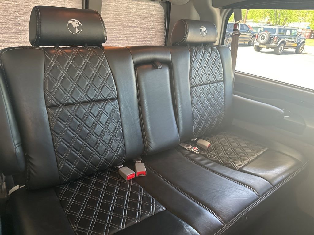 Used 2020 GMC Savana 2500 w/ Enhanced Convenience Package RWD image 27