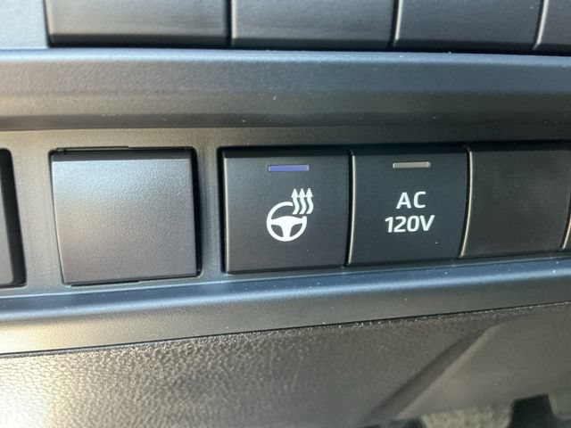 Certified 2025 Toyota Tundra Capstone AWD/4WD image 31