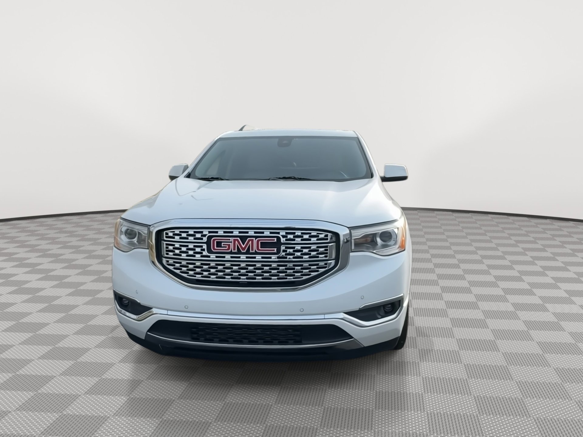 Used 2019 GMC Acadia Denali w/ Technology Package image 4