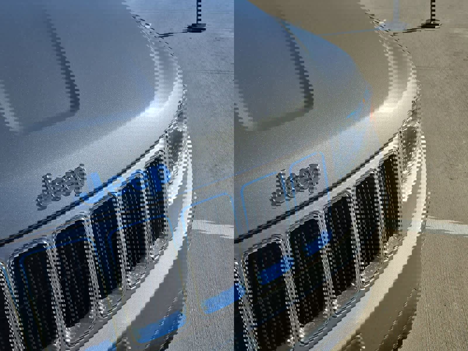 Used 2016 Jeep Grand Cherokee Laredo w/ Quick Order Package 23E image 11