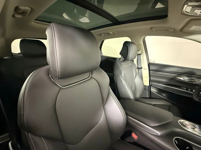 Used 2023 Genesis GV70 2.5T Select w/ Select Package image 33