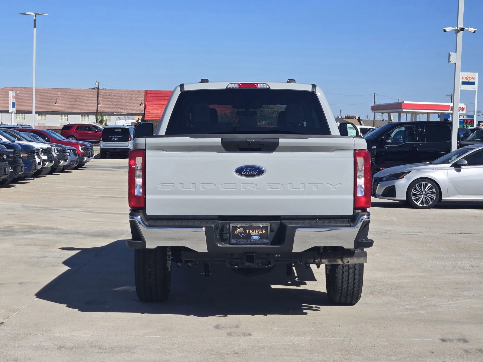 New 2026 Ford F250 XLT w/ FX4 Off-Road Package image 8