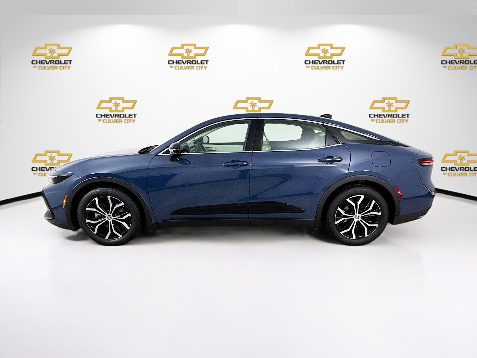 Used 2026 Toyota Crown Nightshade image 4