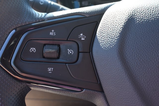 Used 2025 Chevrolet Trax LS w/ LS Convenience Package FWD image 19