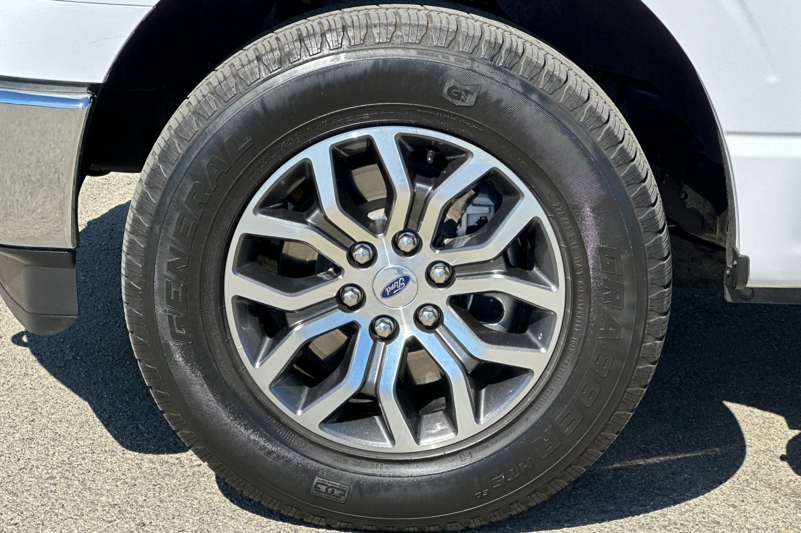 Used 2022 Ford F150 Lariat w/ Equipment Group 501A Mid AWD/4WD image 32