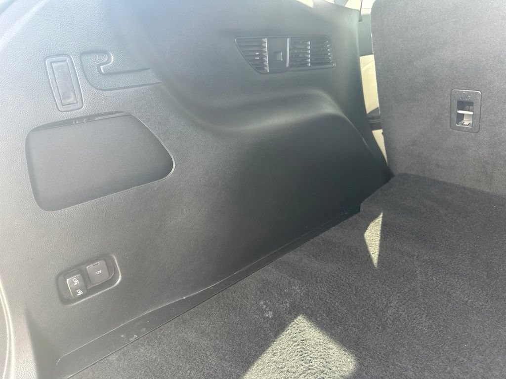Used 2022 Ford Edge Titanium AWD/4WD image 23
