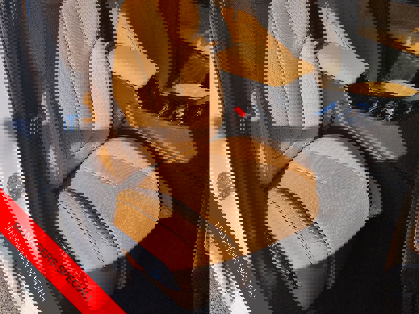 New 2025 Jeep Grand Cherokee Summit w/ Obsidian Package image 21