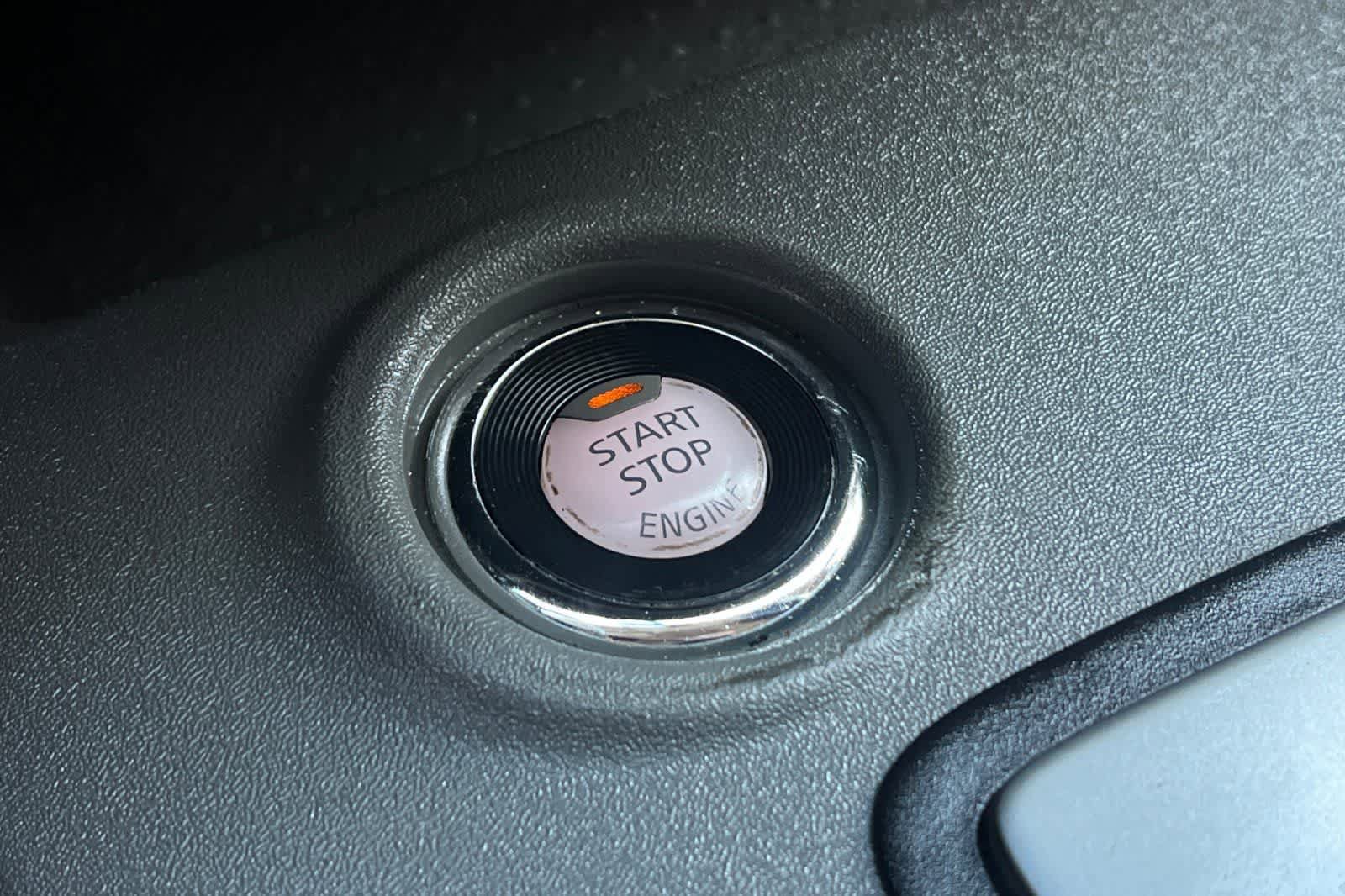 Used 2020 Nissan Frontier SV RWD image 26