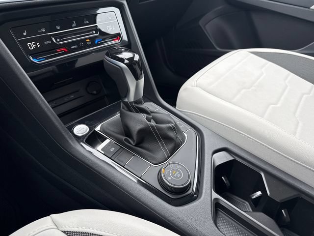 New 2026 Volkswagen Taos SE AWD/4WD image 28