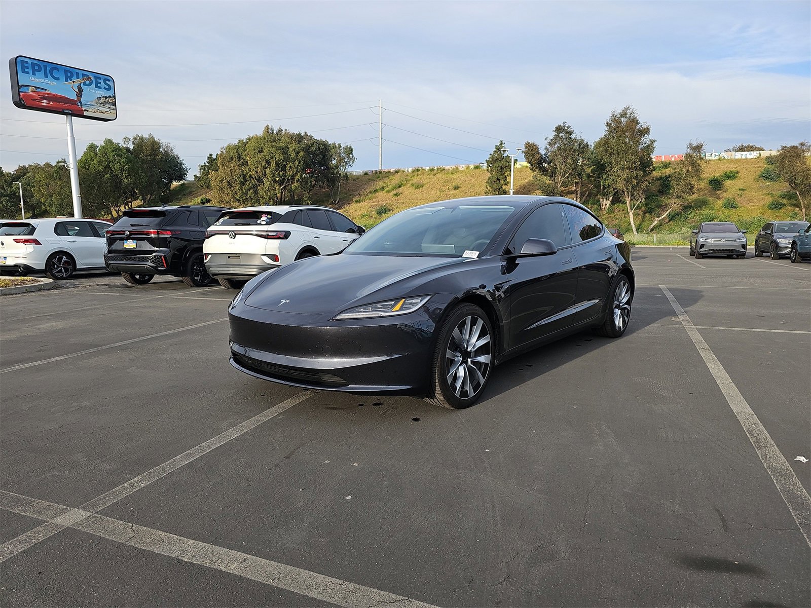Used 2024 Tesla Model 3 Standard Range image 3