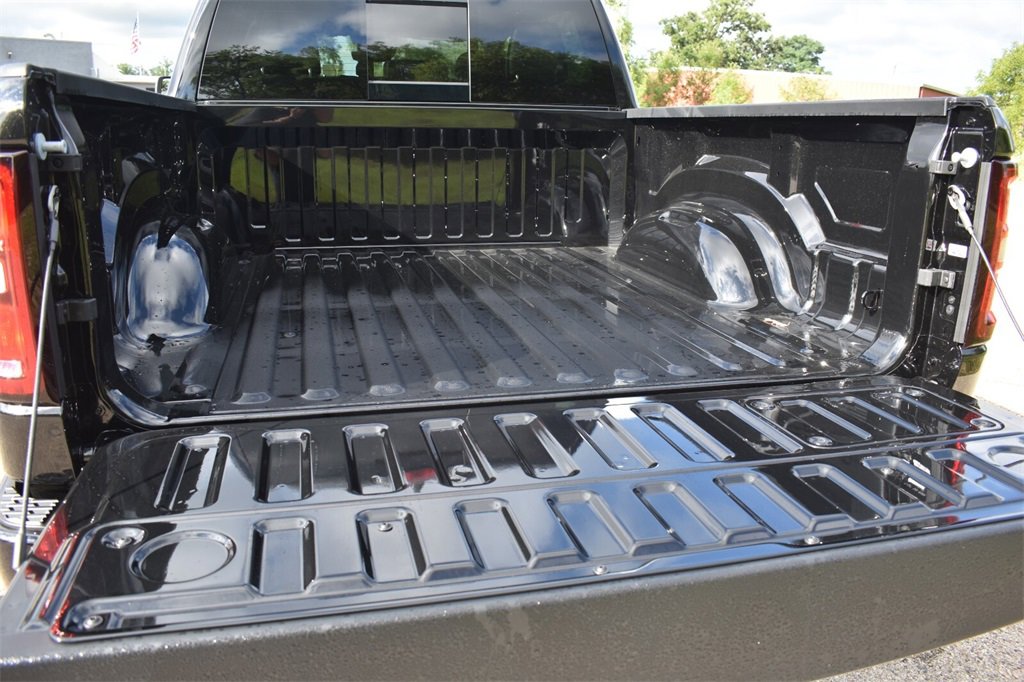 New 2026 RAM 1500 Laramie w/ Night Edition image 25