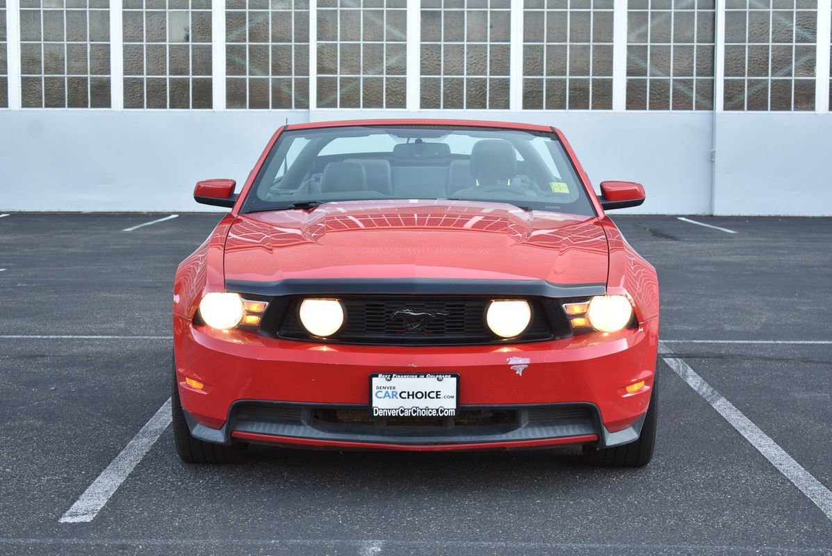 Used 2010 Ford Mustang GT image 9