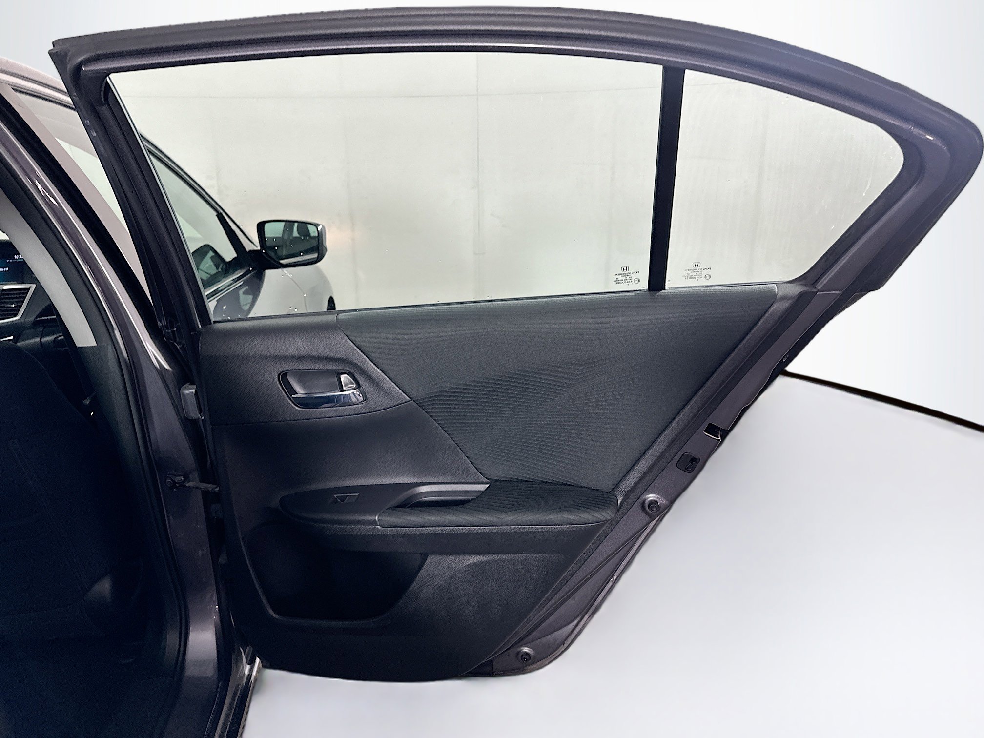 Used 2016 Honda Accord LX image 27