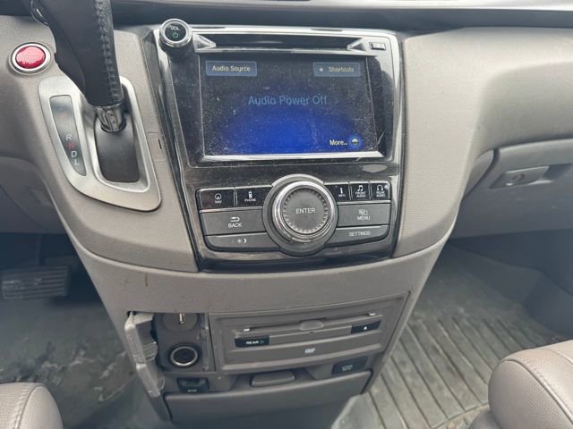 Used 2014 Honda Odyssey Touring image 17