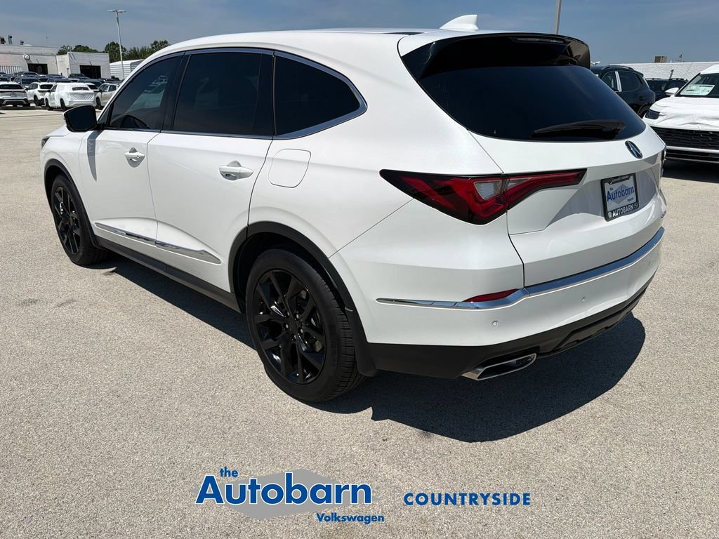 Used 2024 Acura MDX SH-AWD w/ Technology Package image 4