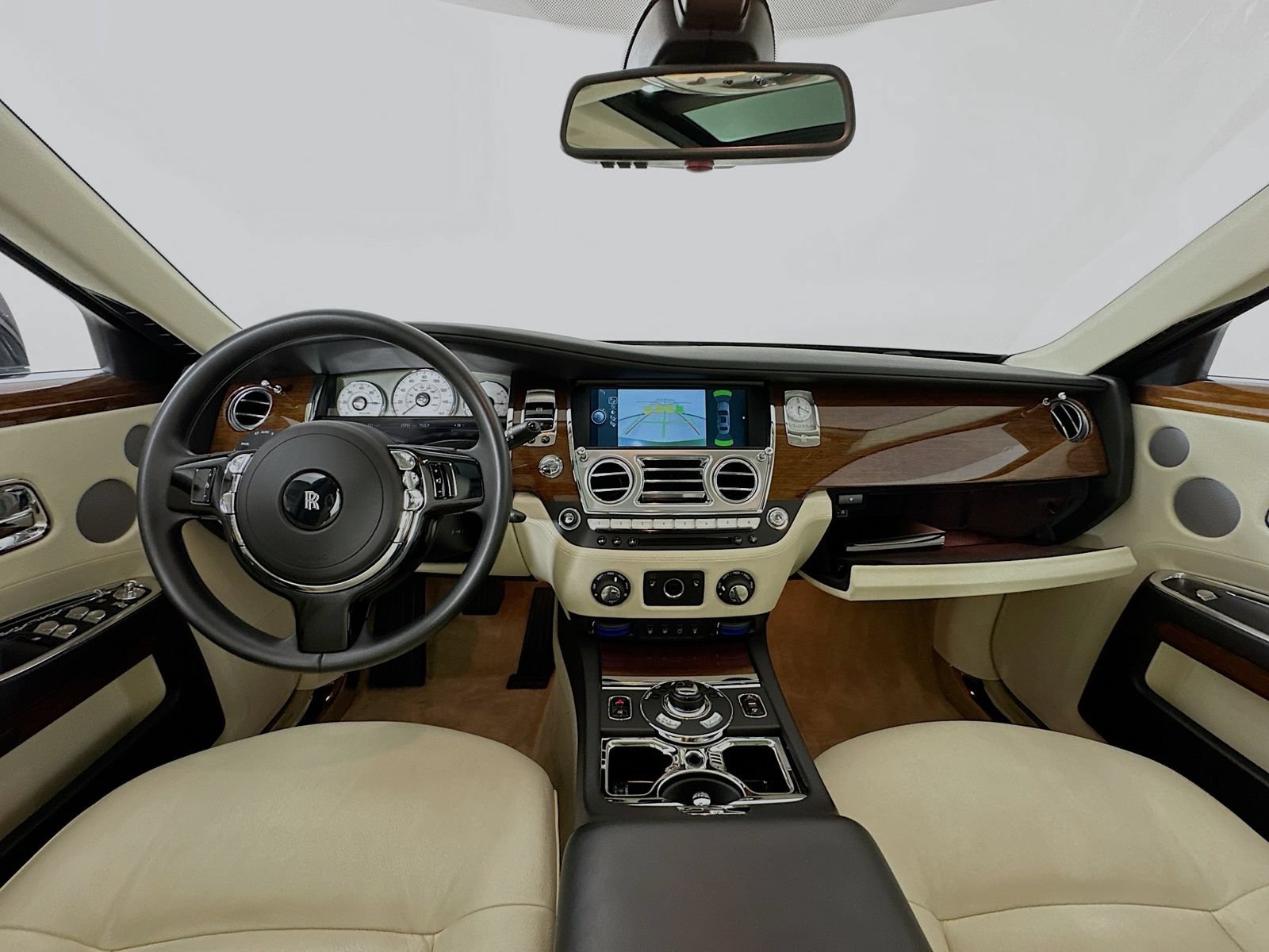 Used 2010 Rolls-Royce Ghost RWD image 15