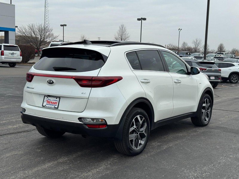 Used 2021 Kia Sportage EX w/ EX Technology Package image 3