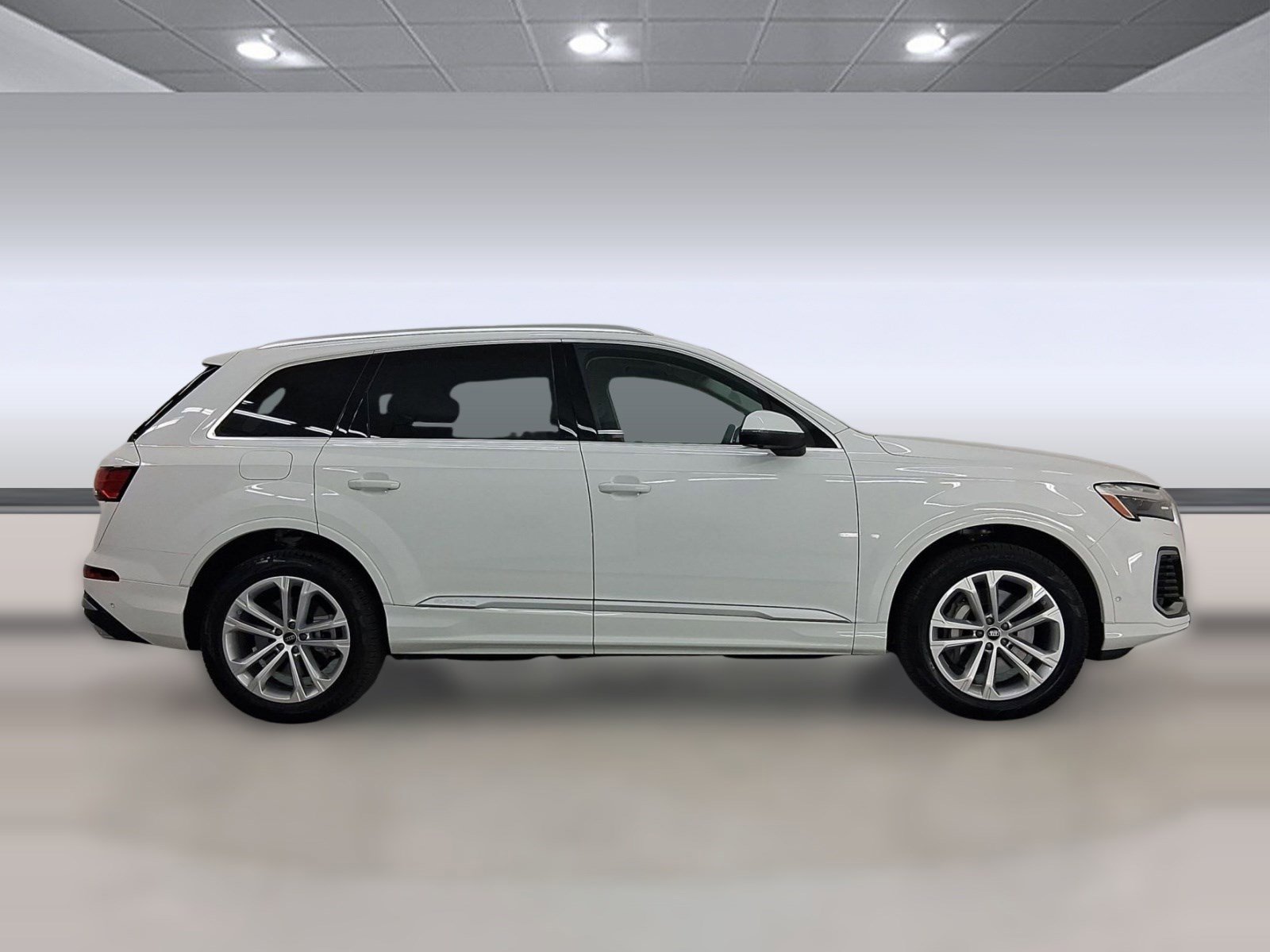 Certified 2025 Audi Q7 Premium Plus w/ Premium Plus Package image 8