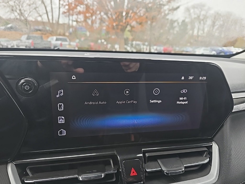 Used 2025 Chevrolet TrailBlazer LT w/ Driver Confidence Package image 22