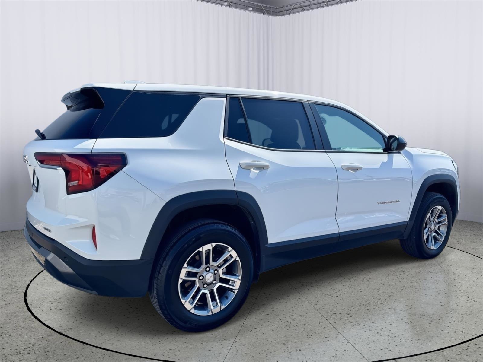 Used 2025 GMC Terrain Elevation AWD/4WD image 6