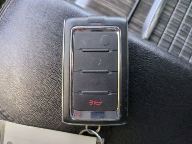 Used 2024 Jeep Wagoneer L Series II w/ Flexible Seating Group AWD/4WD image 29