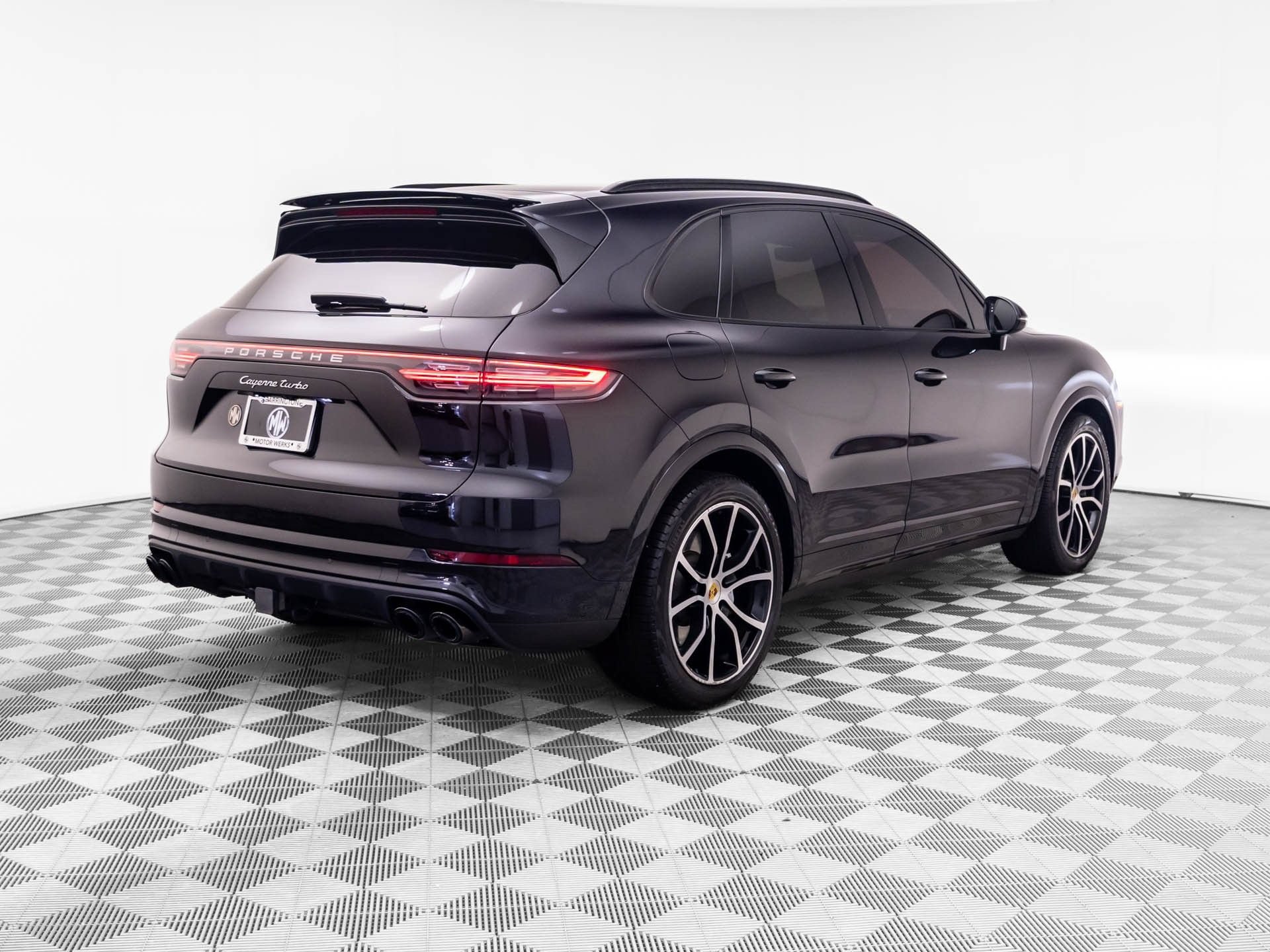 Certified 2019 Porsche Cayenne Turbo AWD/4WD image 7