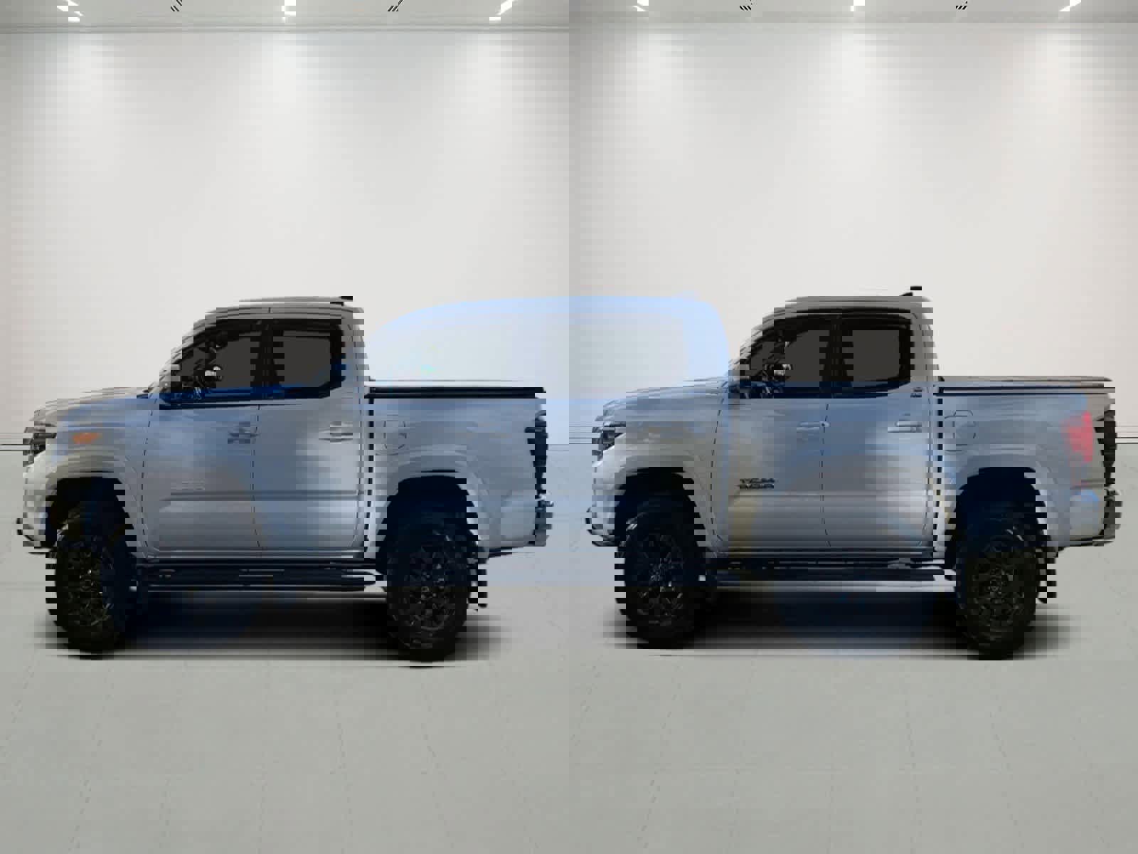 Used 2021 Toyota Tacoma SR5 image 3