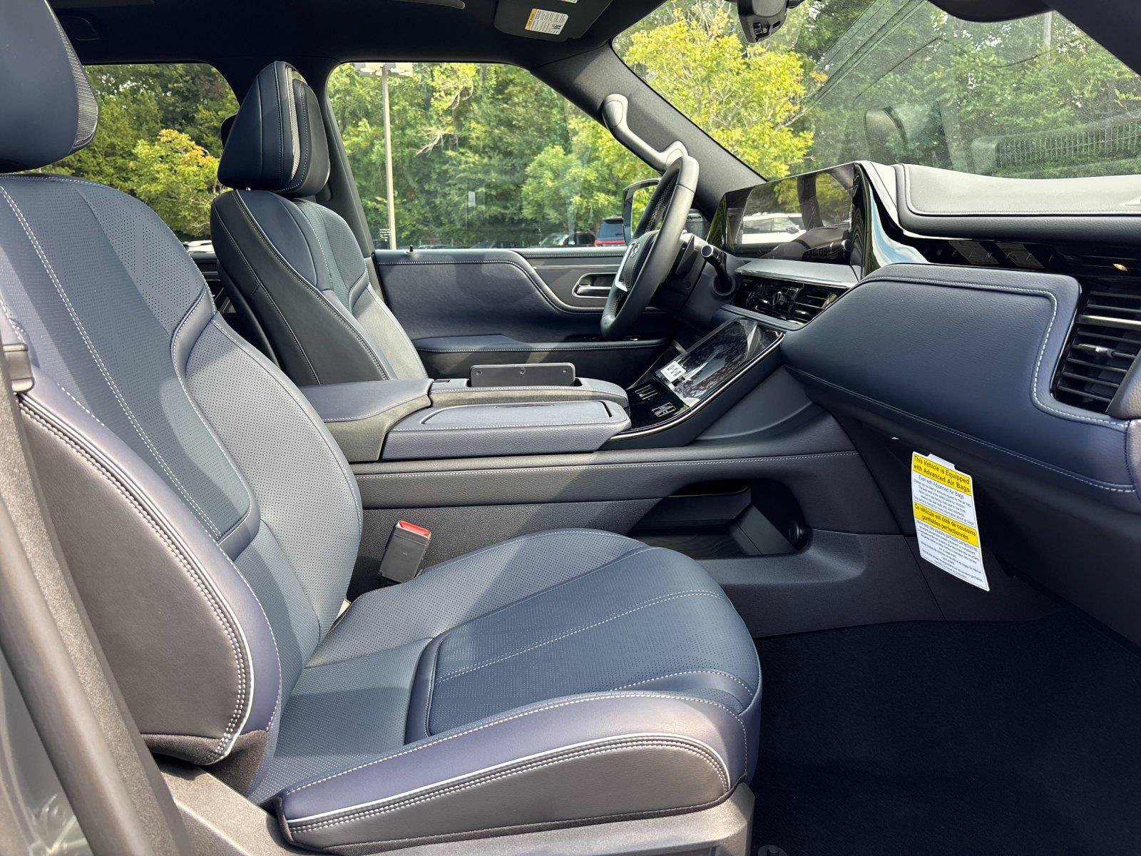 New 2027 INFINITI QX80 Sensory AWD/4WD image 41