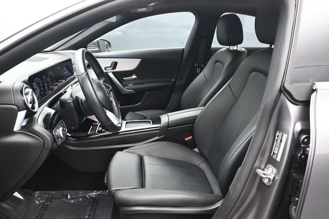 Used 2025 Mercedes-Benz CLA 250 4MATIC image 7