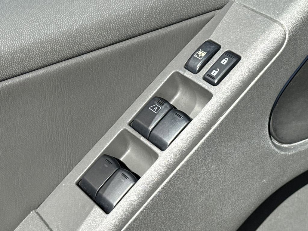 Used 2019 Nissan Frontier SL image 20