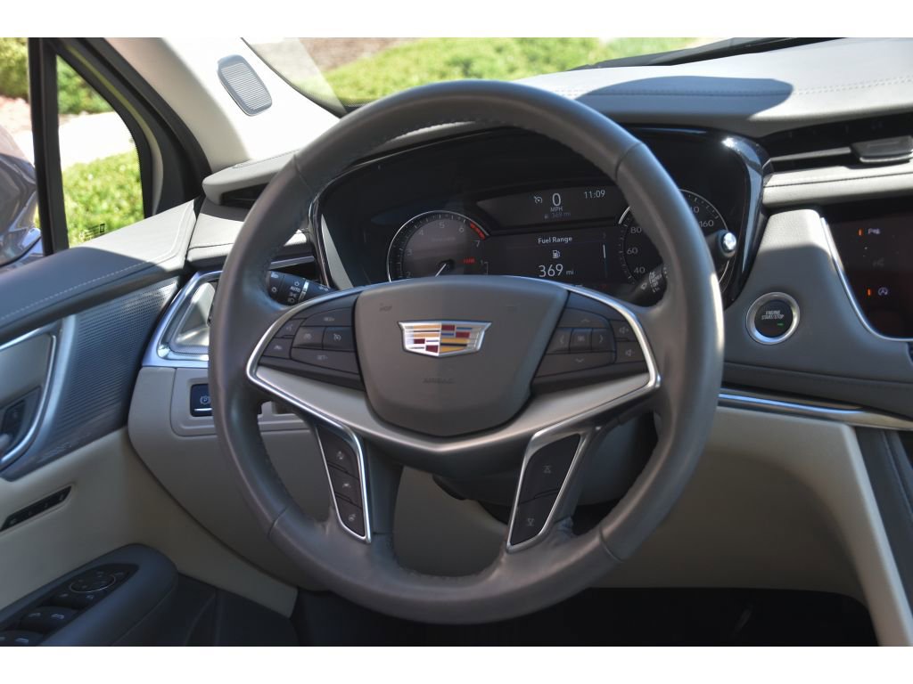 Used 2023 Cadillac XT5 Premium Luxury image 17