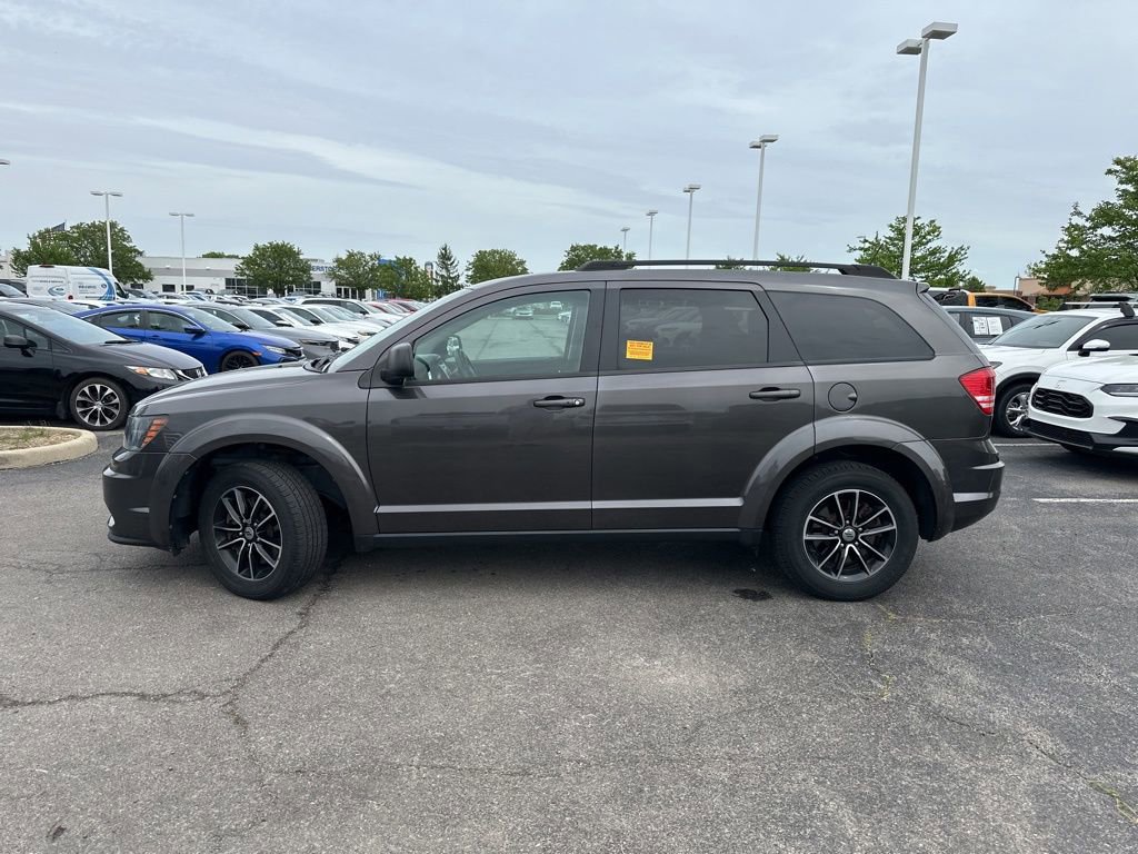 Used 2018 Dodge Journey SE w/ Blacktop Package FWD image 5